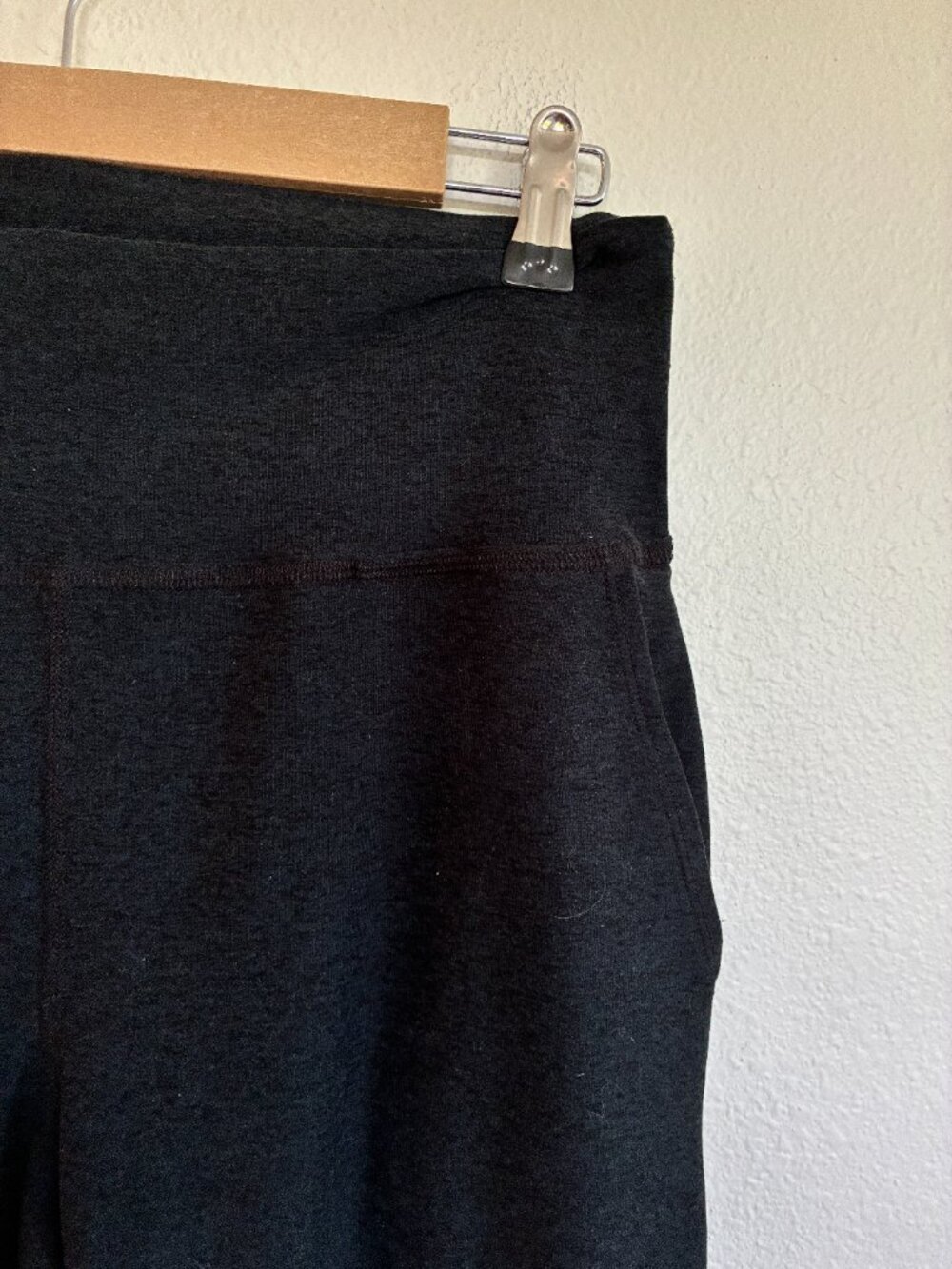 Beyond Yoga Pants Charcoal Gray Wide Leg Athleisure Lounge Comfort - Picture 2 of 6